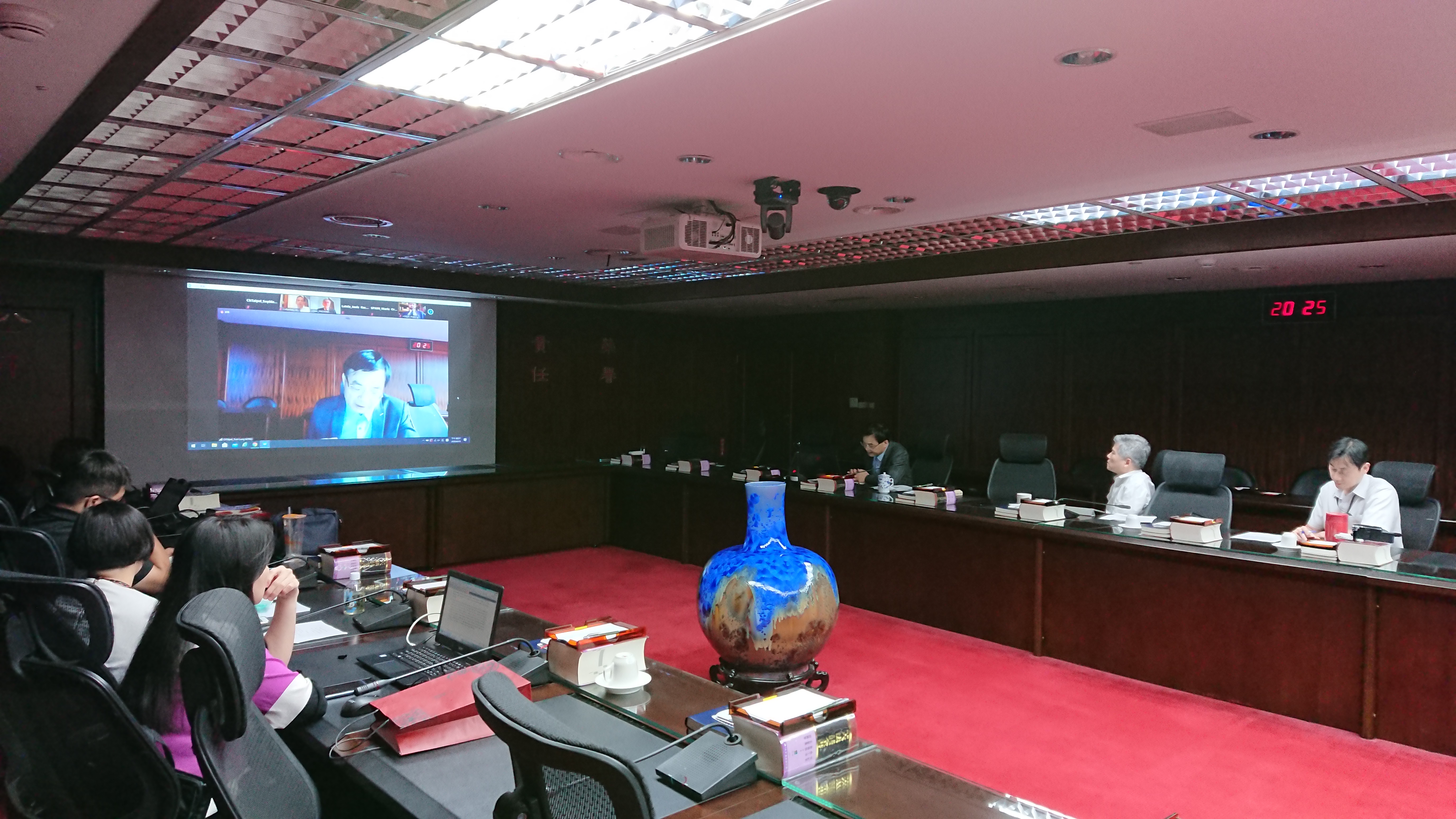 On. Jun. 15, Commissioner Hong Tsai-Lung gave a speech during the “Competition Policy during the COVID-19 Period” videoconference held by the OECD Competition Committee